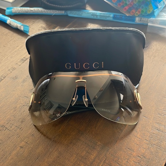 Gucci oversized band sunglasses - Picture 1 of 3